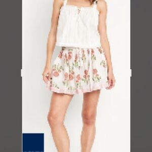Old Navy Pink Floral drawstring shorts